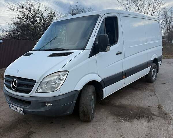 Білий Мерседес Sprinter, об'ємом двигуна 2.14 л та пробігом 300 тис. км за 6700 $, фото 9 на Automoto.ua