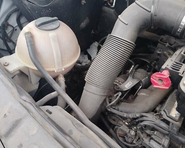 Белый Мерседес Sprinter, объемом двигателя 2.1 л и пробегом 318 тыс. км за 12000 $, фото 18 на Automoto.ua