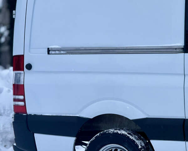 Білий Мерседес Sprinter, об'ємом двигуна 2.2 л та пробігом 277 тис. км за 11700 $, фото 8 на Automoto.ua