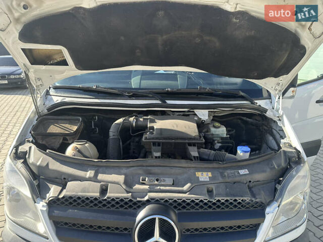 Белый Мерседес Sprinter, объемом двигателя 2.14 л и пробегом 381 тыс. км за 14000 $, фото 13 на Automoto.ua