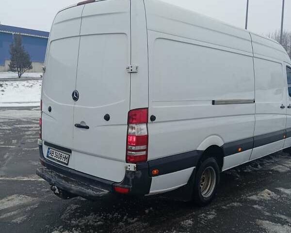 Белый Мерседес Sprinter, объемом двигателя 2.2 л и пробегом 508 тыс. км за 16000 $, фото 2 на Automoto.ua