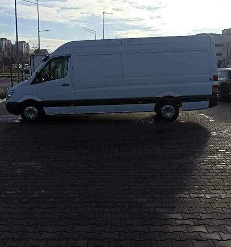 Белый Мерседес Sprinter, объемом двигателя 2.1 л и пробегом 401 тыс. км за 16000 $, фото 7 на Automoto.ua