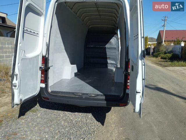 Белый Мерседес Sprinter, объемом двигателя 2.2 л и пробегом 563 тыс. км за 13300 $, фото 27 на Automoto.ua