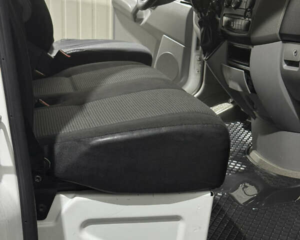 Білий Мерседес Sprinter, об'ємом двигуна 2.2 л та пробігом 277 тис. км за 11700 $, фото 38 на Automoto.ua