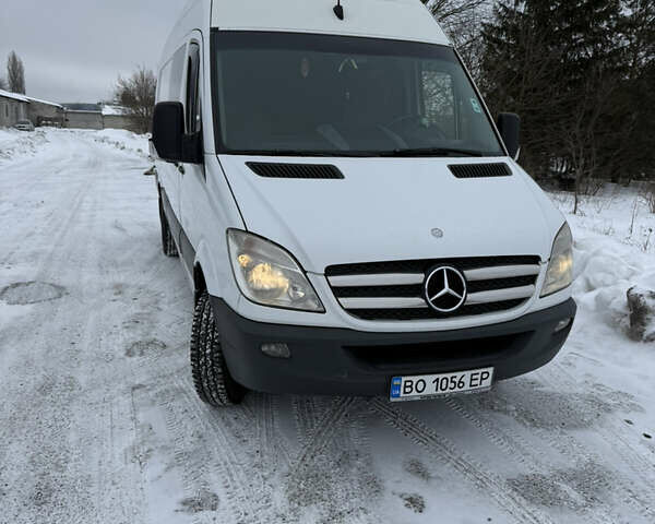 Білий Мерседес Sprinter, об'ємом двигуна 2.99 л та пробігом 950 тис. км за 35000 $, фото 1 на Automoto.ua