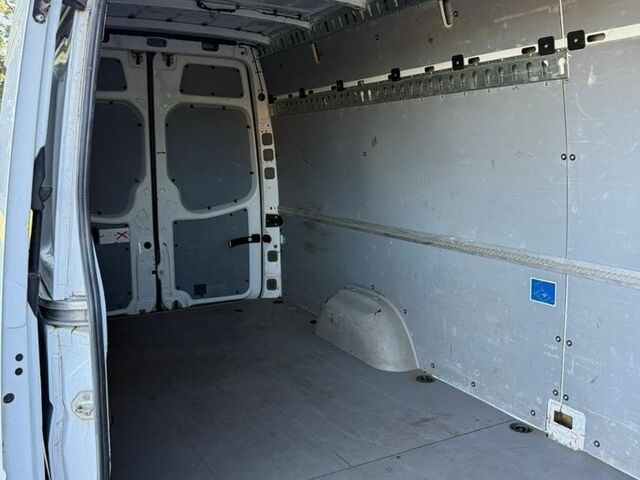 Белый Мерседес Sprinter, объемом двигателя 2.2 л и пробегом 390 тыс. км за 15350 $, фото 20 на Automoto.ua