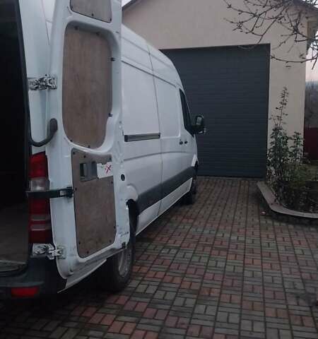 Білий Мерседес Sprinter, об'ємом двигуна 2.2 л та пробігом 441 тис. км за 16500 $, фото 4 на Automoto.ua