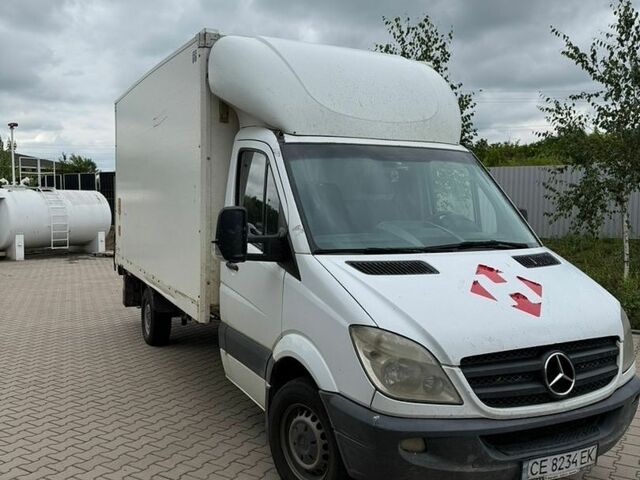 Белый Мерседес Sprinter, объемом двигателя 2.99 л и пробегом 520 тыс. км за 12000 $, фото 7 на Automoto.ua