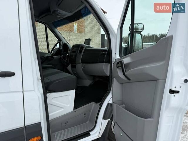 Белый Мерседес Sprinter, объемом двигателя 2.2 л и пробегом 335 тыс. км за 14700 $, фото 37 на Automoto.ua
