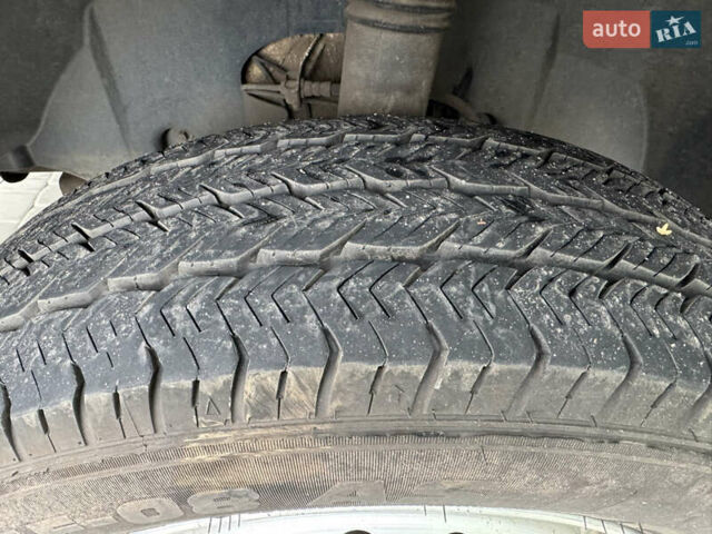 Білий Мерседес Sprinter, об'ємом двигуна 2.14 л та пробігом 304 тис. км за 14900 $, фото 20 на Automoto.ua