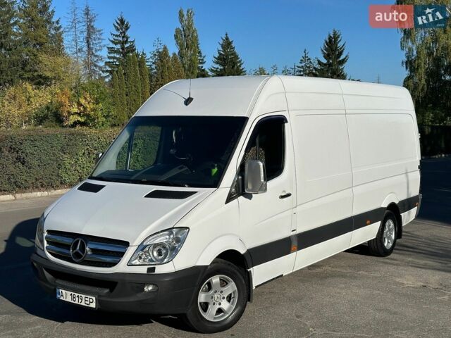 Белый Мерседес Sprinter, объемом двигателя 2.14 л и пробегом 481 тыс. км за 15800 $, фото 3 на Automoto.ua