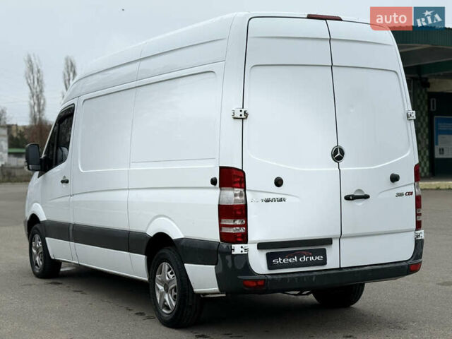 Белый Мерседес Sprinter, объемом двигателя 2.14 л и пробегом 286 тыс. км за 11799 $, фото 5 на Automoto.ua
