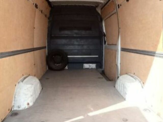 Белый Мерседес Sprinter, объемом двигателя 2.14 л и пробегом 330 тыс. км за 11500 $, фото 3 на Automoto.ua