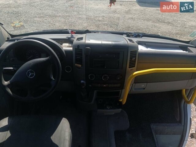 Білий Мерседес Sprinter, об'ємом двигуна 1.8 л та пробігом 340 тис. км за 12000 $, фото 11 на Automoto.ua
