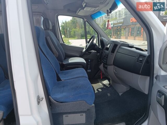 Белый Мерседес Sprinter, объемом двигателя 2.14 л и пробегом 670 тыс. км за 25900 $, фото 19 на Automoto.ua
