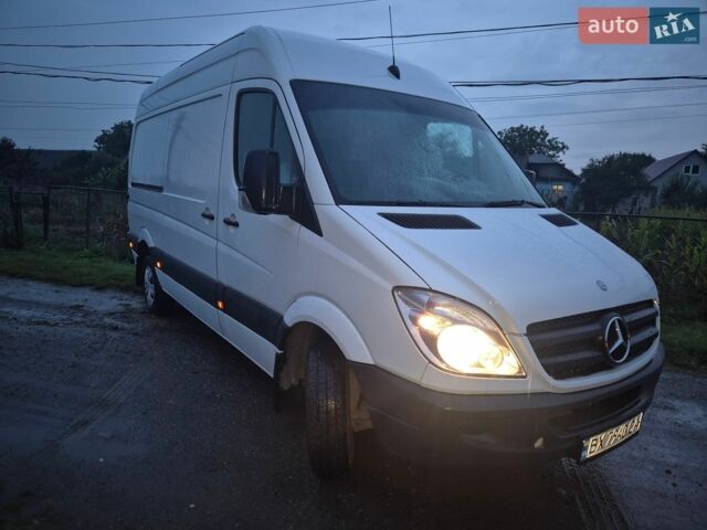 Белый Мерседес Sprinter, объемом двигателя 2.1 л и пробегом 255 тыс. км за 13500 $, фото 43 на Automoto.ua