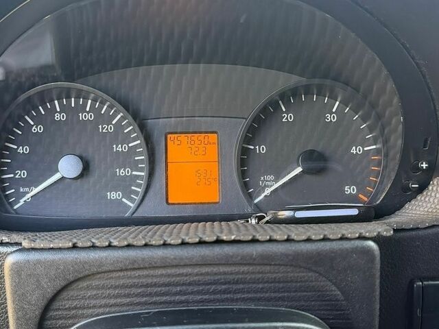 Білий Мерседес Sprinter, об'ємом двигуна 2.14 л та пробігом 457 тис. км за 15000 $, фото 10 на Automoto.ua