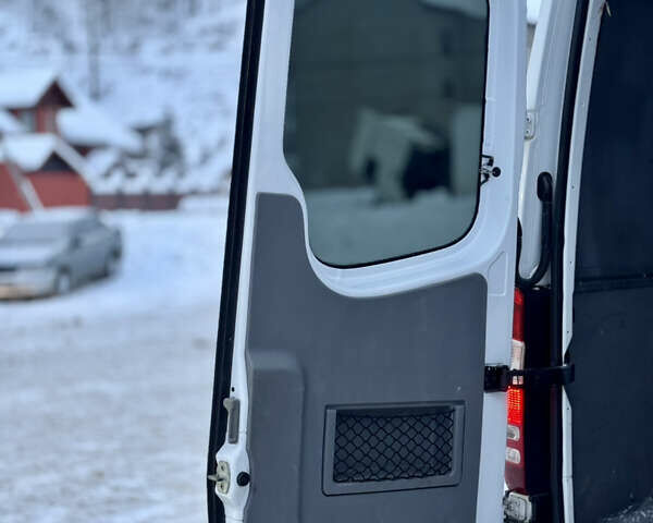 Білий Мерседес Sprinter, об'ємом двигуна 2.2 л та пробігом 277 тис. км за 11700 $, фото 29 на Automoto.ua