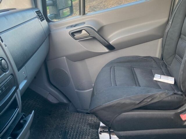 Білий Мерседес Sprinter, об'ємом двигуна 2.14 л та пробігом 530 тис. км за 14300 $, фото 9 на Automoto.ua