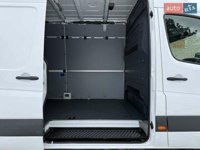 Белый Мерседес Sprinter, объемом двигателя 2.2 л и пробегом 335 тыс. км за 14700 $, фото 40 на Automoto.ua