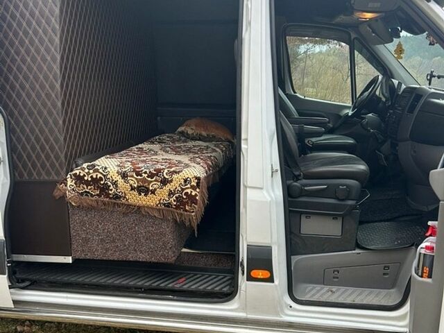 Белый Мерседес Sprinter, объемом двигателя 2.99 л и пробегом 600 тыс. км за 19000 $, фото 19 на Automoto.ua