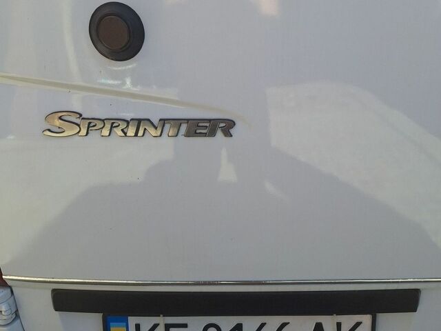 Белый Мерседес Sprinter, объемом двигателя 2.14 л и пробегом 411 тыс. км за 16000 $, фото 1 на Automoto.ua