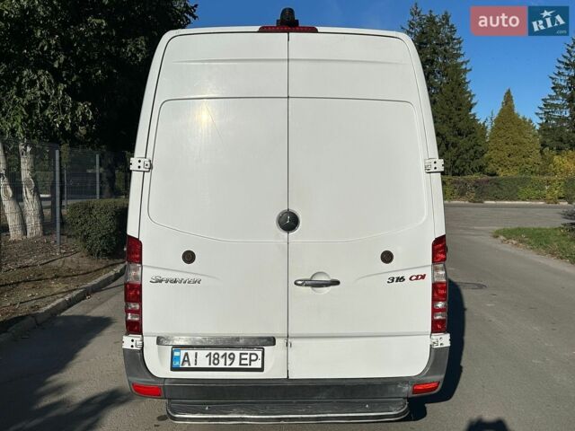 Белый Мерседес Sprinter, объемом двигателя 2.14 л и пробегом 481 тыс. км за 15800 $, фото 10 на Automoto.ua