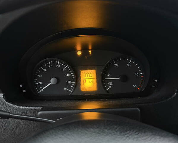 Белый Мерседес Sprinter, объемом двигателя 2.99 л и пробегом 200 тыс. км за 24500 $, фото 21 на Automoto.ua