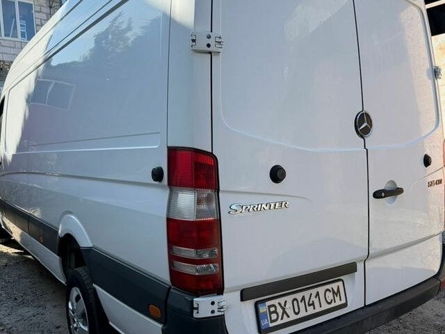 Белый Мерседес Sprinter, объемом двигателя 2.14 л и пробегом 557 тыс. км за 19000 $, фото 22 на Automoto.ua