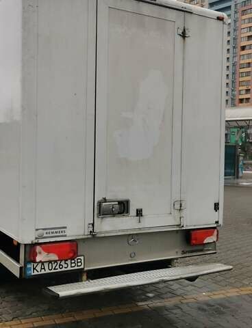 Белый Мерседес Sprinter, объемом двигателя 2.14 л и пробегом 589 тыс. км за 16999 $, фото 4 на Automoto.ua