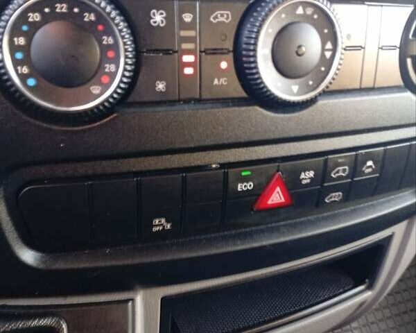 Белый Мерседес Sprinter, объемом двигателя 2.2 л и пробегом 307 тыс. км за 15600 $, фото 21 на Automoto.ua