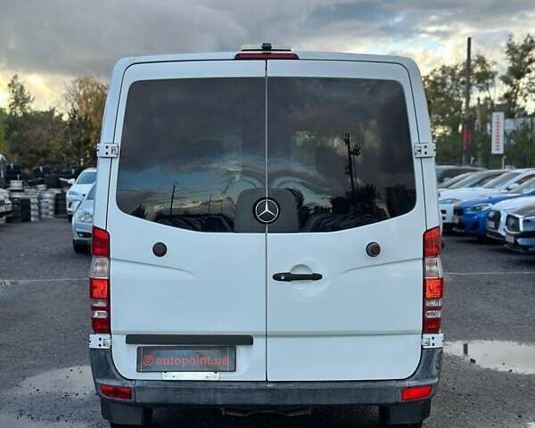 Белый Мерседес Sprinter, объемом двигателя 2.99 л и пробегом 489 тыс. км за 13499 $, фото 10 на Automoto.ua