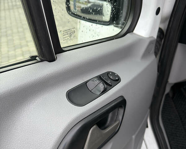Білий Мерседес Sprinter, об'ємом двигуна 2.2 л та пробігом 430 тис. км за 11900 $, фото 11 на Automoto.ua