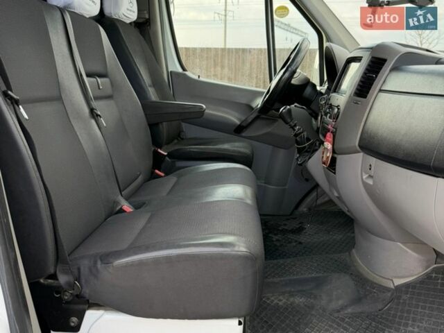 Білий Мерседес Sprinter, об'ємом двигуна 2.14 л та пробігом 288 тис. км за 12800 $, фото 4 на Automoto.ua