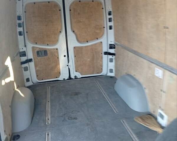 Белый Мерседес Sprinter, объемом двигателя 2.2 л и пробегом 307 тыс. км за 15600 $, фото 22 на Automoto.ua
