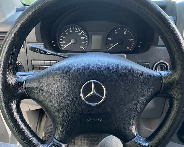 Білий Мерседес Sprinter, об'ємом двигуна 2.2 л та пробігом 470 тис. км за 15000 $, фото 3 на Automoto.ua