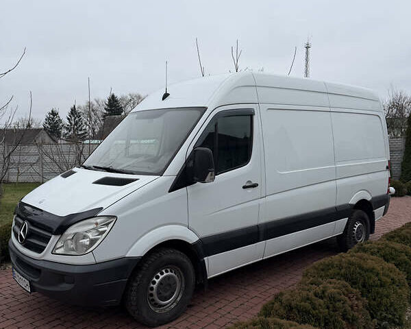 Белый Мерседес Sprinter, объемом двигателя 2.99 л и пробегом 200 тыс. км за 24500 $, фото 7 на Automoto.ua