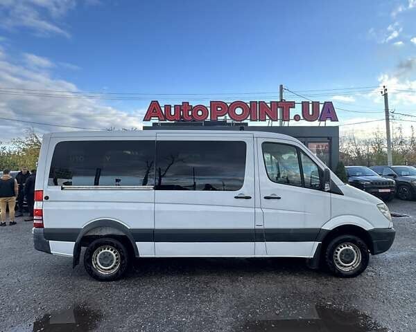 Белый Мерседес Sprinter, объемом двигателя 2.99 л и пробегом 489 тыс. км за 13499 $, фото 3 на Automoto.ua
