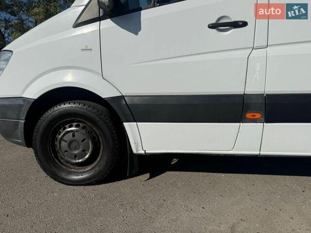 Белый Мерседес Sprinter, объемом двигателя 2.14 л и пробегом 483 тыс. км за 11700 $, фото 10 на Automoto.ua