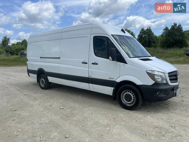 Білий Мерседес Sprinter, об'ємом двигуна 3 л та пробігом 390 тис. км за 18000 $, фото 6 на Automoto.ua