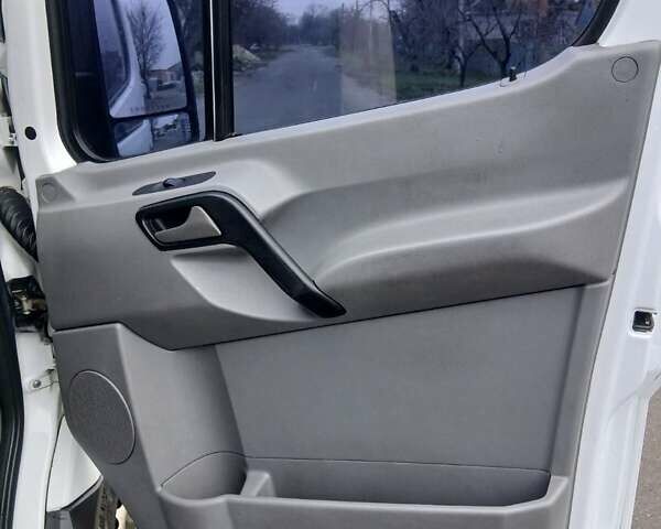 Білий Мерседес Sprinter, об'ємом двигуна 2.14 л та пробігом 595 тис. км за 13000 $, фото 12 на Automoto.ua