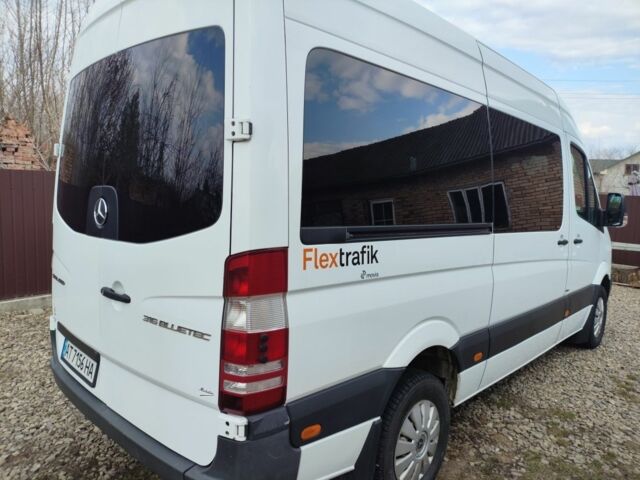 Белый Мерседес Sprinter, объемом двигателя 2.1 л и пробегом 462 тыс. км за 18800 $, фото 2 на Automoto.ua