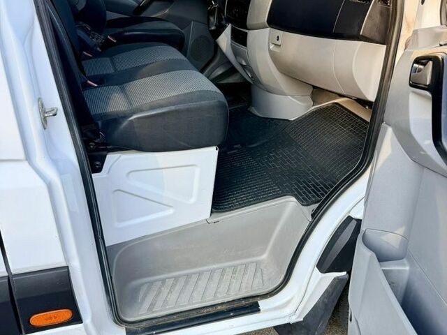 Білий Мерседес Sprinter, об'ємом двигуна 2.2 л та пробігом 400 тис. км за 13900 $, фото 22 на Automoto.ua