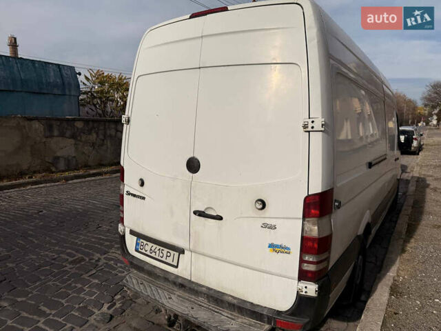 Белый Мерседес Sprinter, объемом двигателя 2.14 л и пробегом 557 тыс. км за 11300 $, фото 10 на Automoto.ua