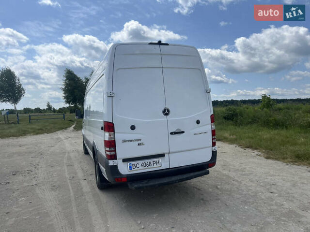 Білий Мерседес Sprinter, об'ємом двигуна 3 л та пробігом 390 тис. км за 18000 $, фото 3 на Automoto.ua