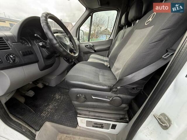 Білий Мерседес Sprinter, об'ємом двигуна 2.1 л та пробігом 460 тис. км за 10900 $, фото 12 на Automoto.ua