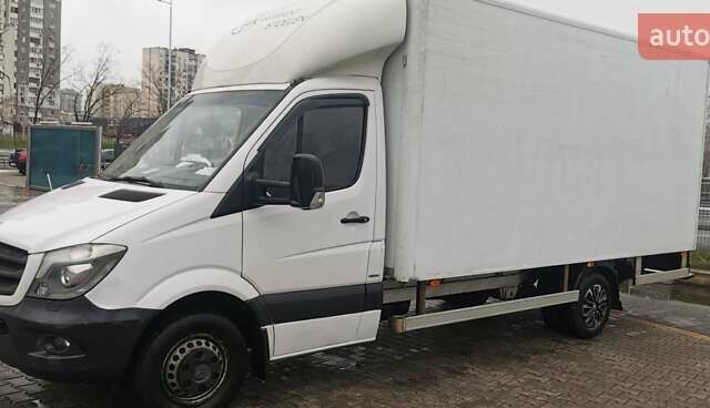 Белый Мерседес Sprinter, объемом двигателя 2.14 л и пробегом 589 тыс. км за 16999 $, фото 3 на Automoto.ua
