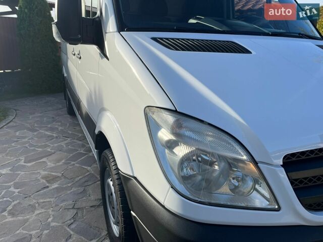 Білий Мерседес Sprinter, об'ємом двигуна 0 л та пробігом 367 тис. км за 14200 $, фото 31 на Automoto.ua