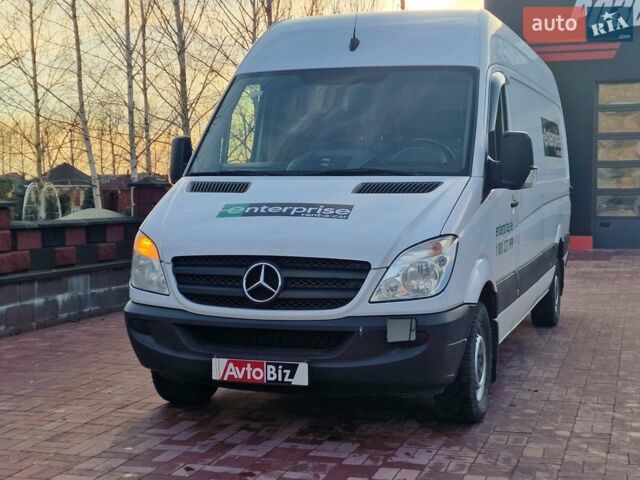 Білий Мерседес Sprinter, об'ємом двигуна 2.14 л та пробігом 360 тис. км за 16900 $, фото 1 на Automoto.ua