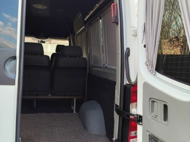 Белый Мерседес Sprinter, объемом двигателя 2.1 л и пробегом 462 тыс. км за 18800 $, фото 6 на Automoto.ua